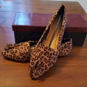Refresh leopard tassel loafers